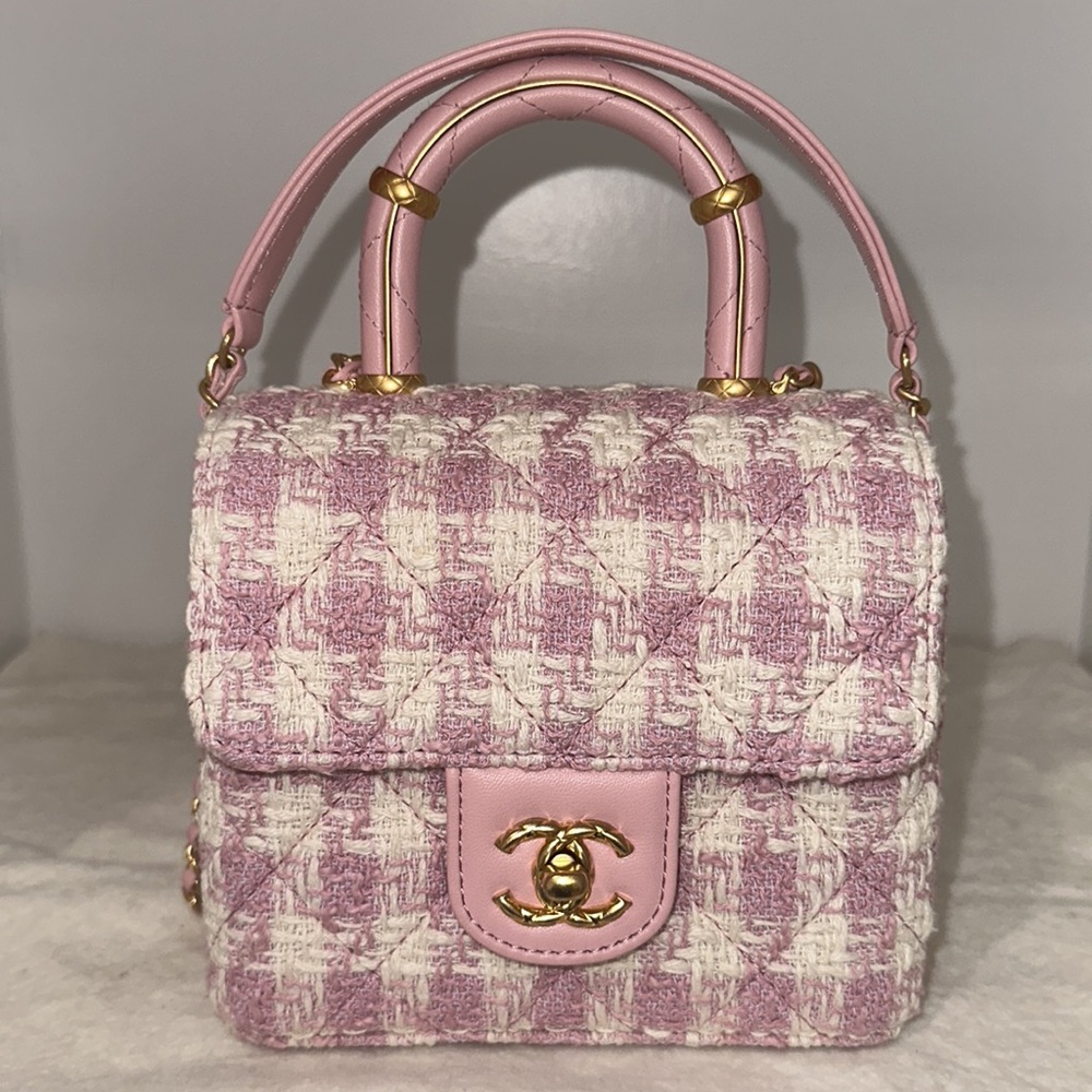Chanel Pink Quilted Tweed Top Handle Bag 2023 - Picture 2 of 9